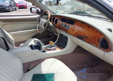 2000 Jaguar Xk8 from USA, damaged, VIN SAJJA42CXYNA02499